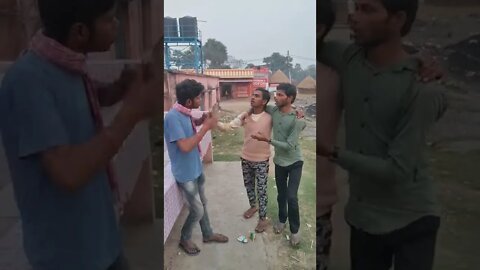 Har Ek Friend Kamina Hota Hai #shorts #viral #ytshorts Poora Khaa Gaya