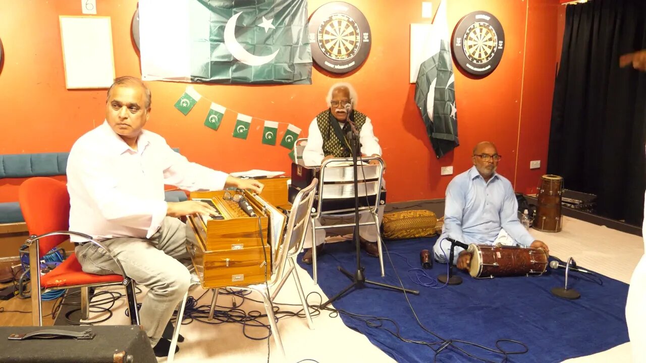 Kadhi te hass by George August 2022 Bristol Family Program Part 025