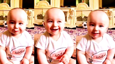 Cute and funny baby laugh😄😄