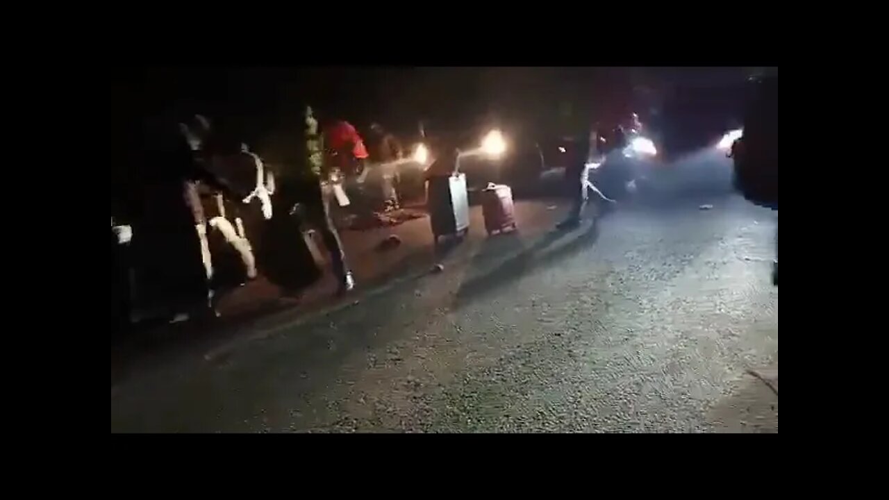 Unconfirmed : A video of Ukrainian cops kicking Indian students.