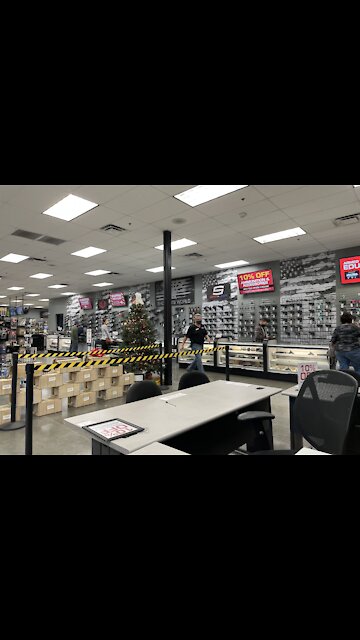 Plenty of gunz in stock!!