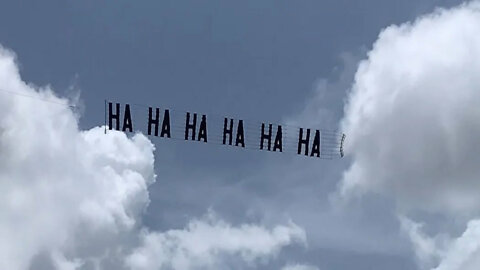 Donald Trump Mocked With Banner Flying Over Mar-a-Lago