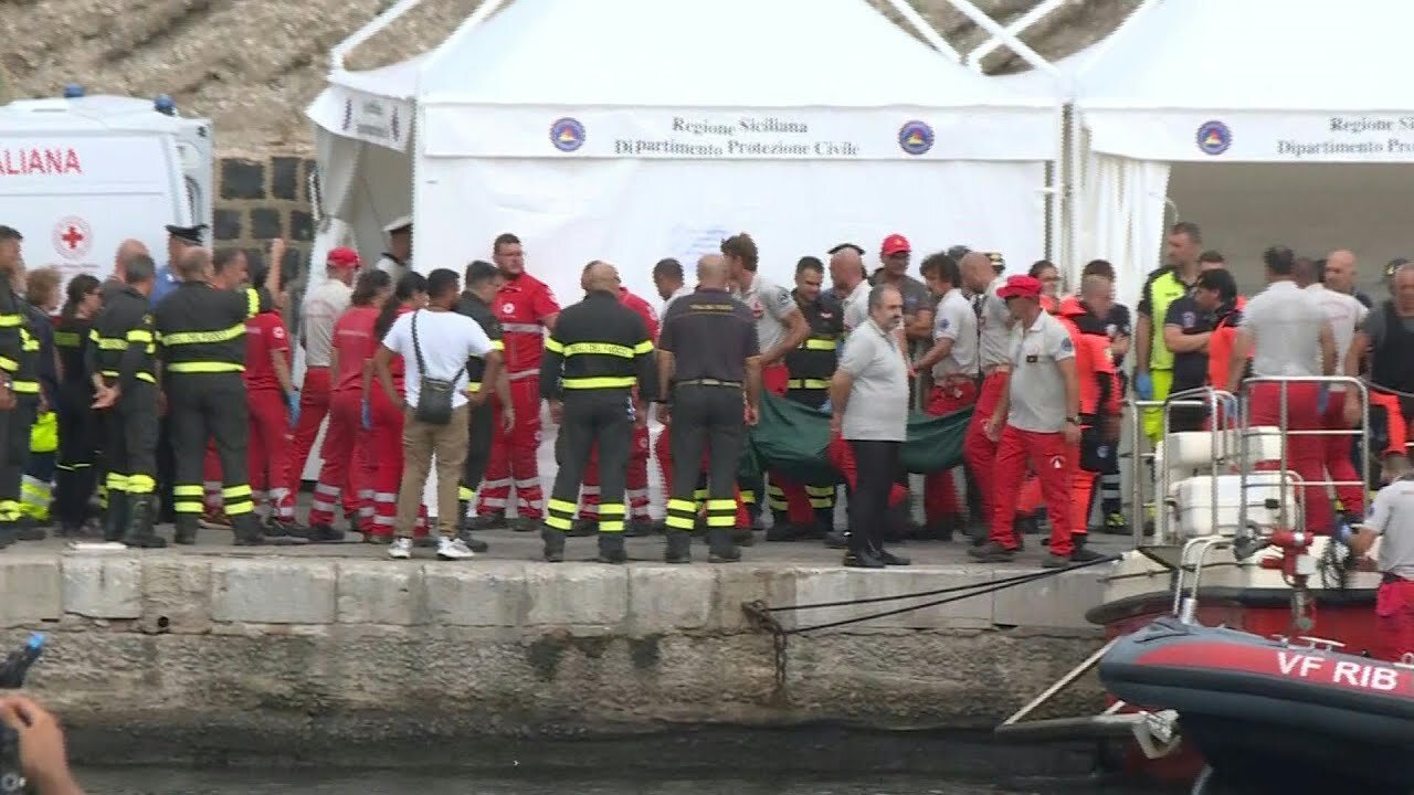 Hallan otros dos cuerpos tras naufragio del yate de lujo en Italia | AFP