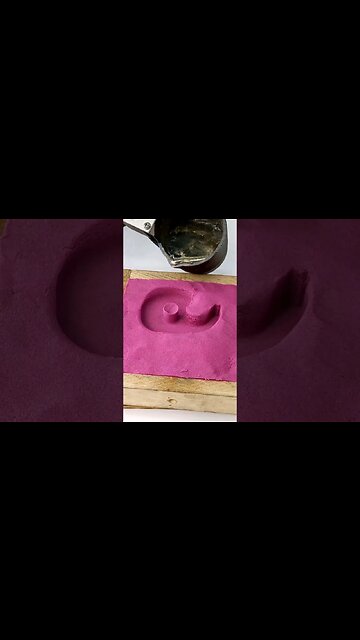 فن وصناعات من صهر المعادن علي الرمال صب