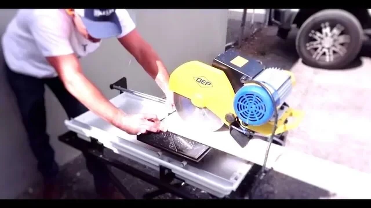 Testing The Cheapest Wet Tile Saw on AMAZON!