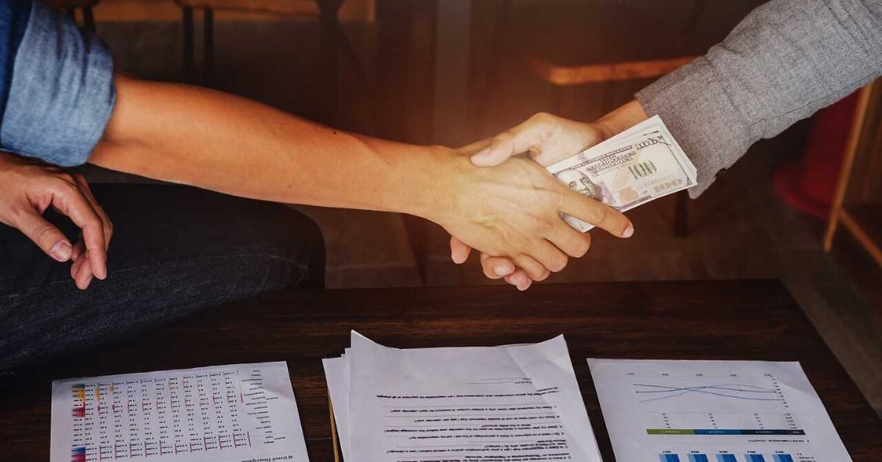 Corrupt Government Threatens With $1000.00 Fine