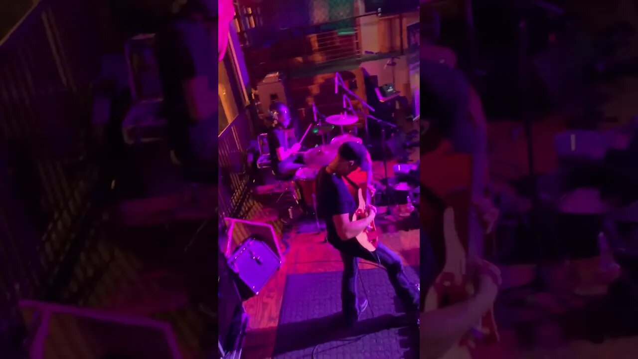 Holdan Mantz and Elijah Roise Kid rock bar