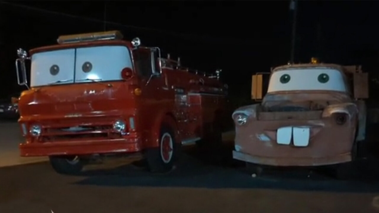 Travel Route 66: Mater at Cars on the Route in Galena, Kansas