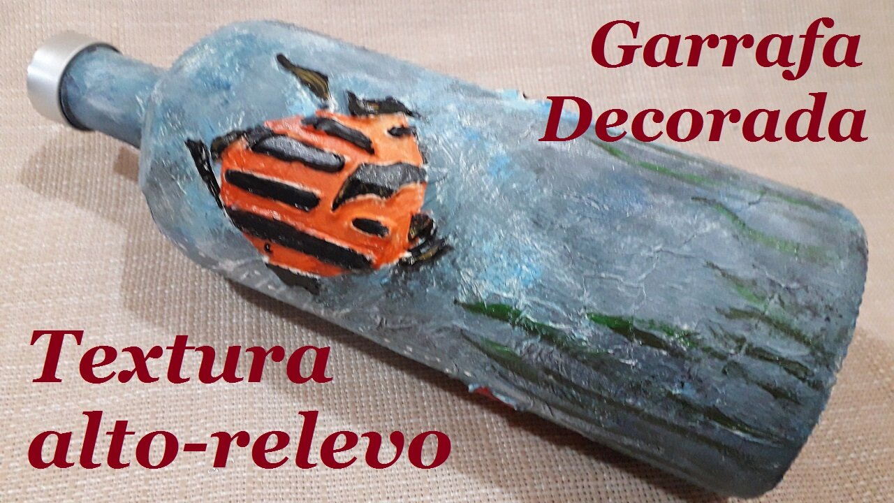 GARRAFA DECORADA COM PEIXES E CAVALOS MARINHOS - TEXTURA EM ALTO RELEVO @lucibuzo