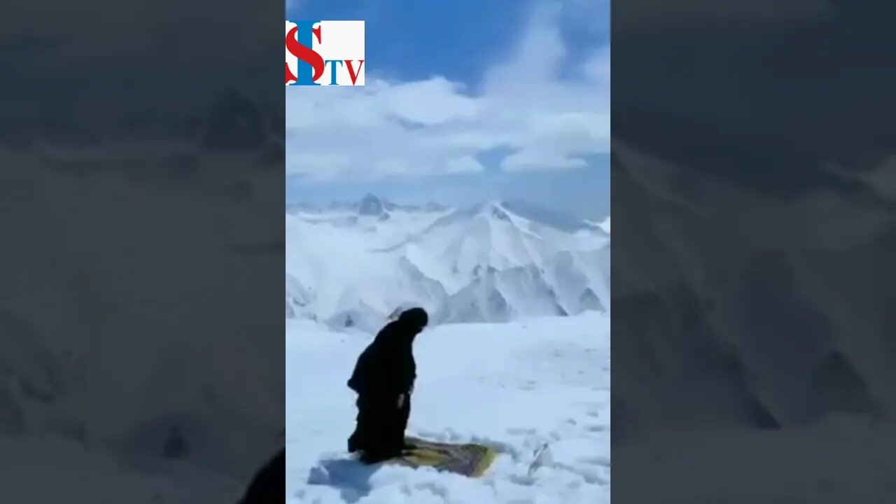 লা ইলাহা ইল্লাল্লাহ, লা ইলাহা ইল্লাল্লাহ.