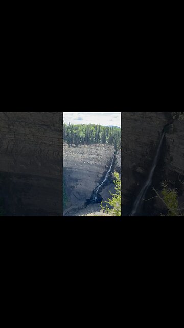Huge Waterfall, at Tumbler Ridge BC Canada 🇨🇦 #WaterFall #huge_waterfall #big_waterfall