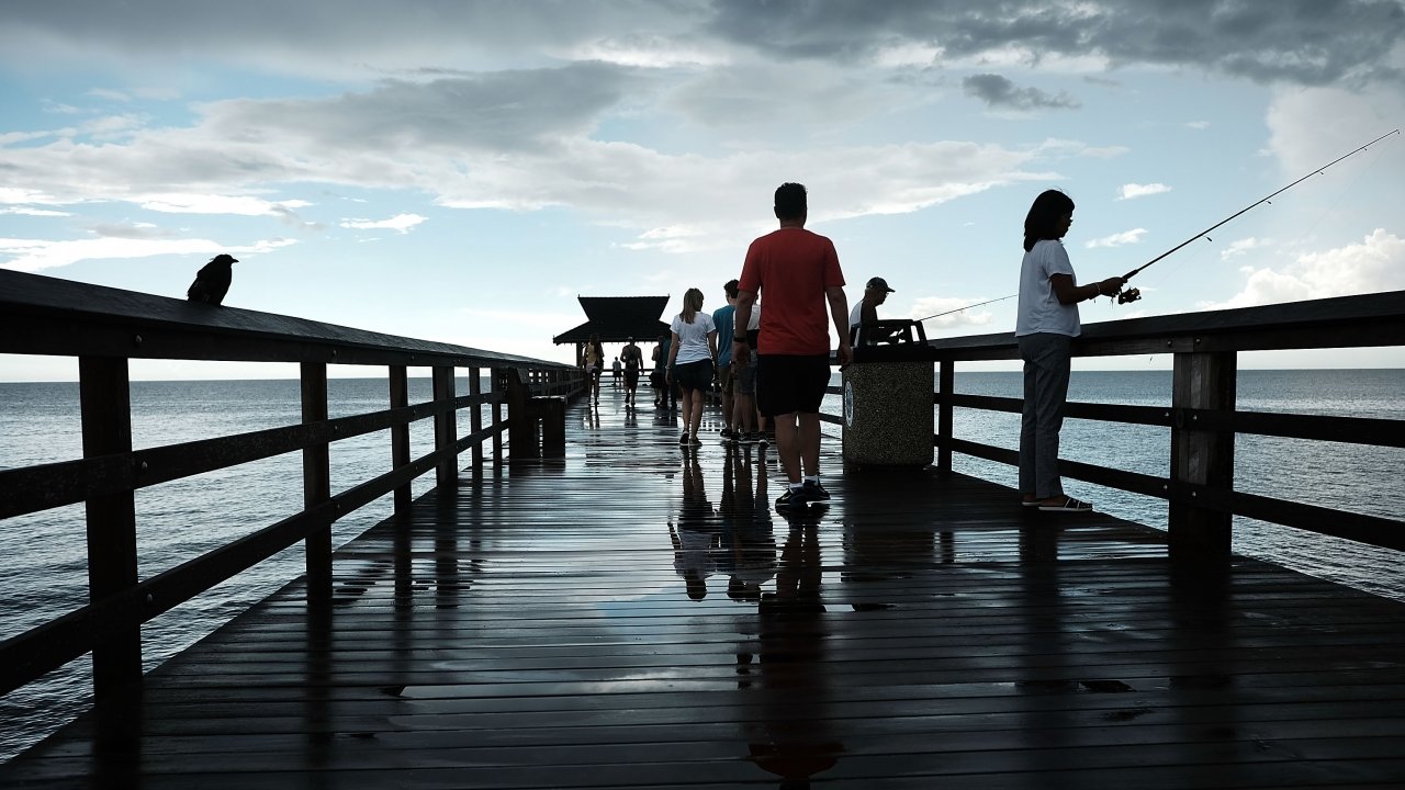 Popular Beaches Reopen As Florida Struggles To Deal With Red Tide