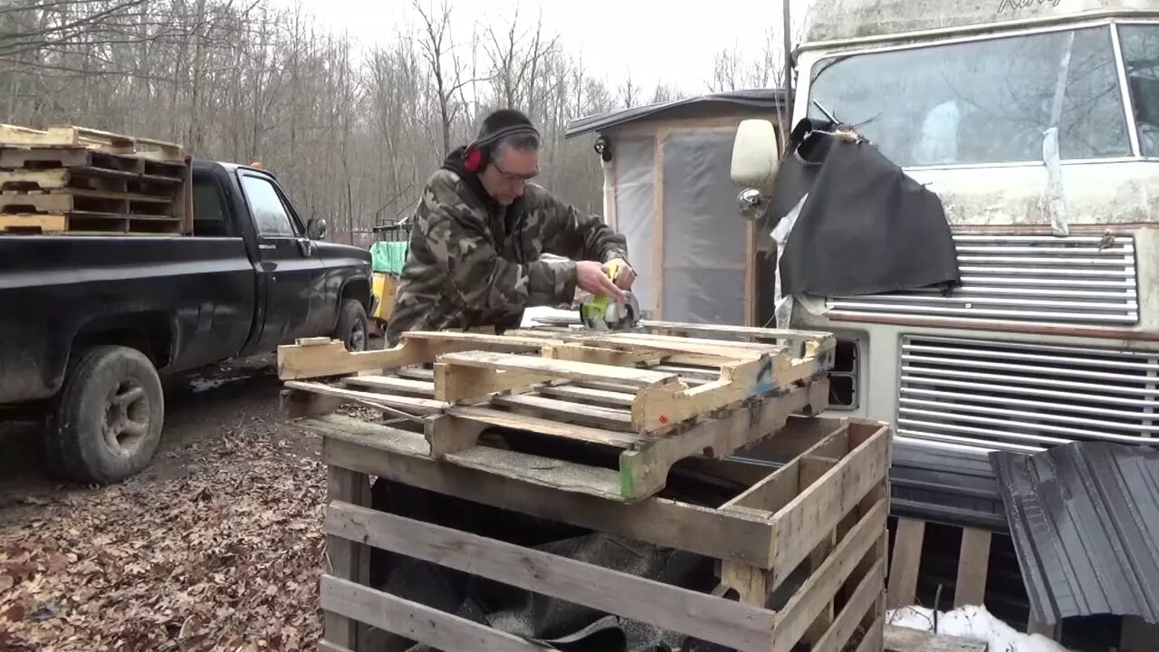 Boiling Maple Syrup & Making Pallet Wood Shake Shingles