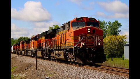 BNSF Overload, hope you like GEVO’s! - Hinckley Sub