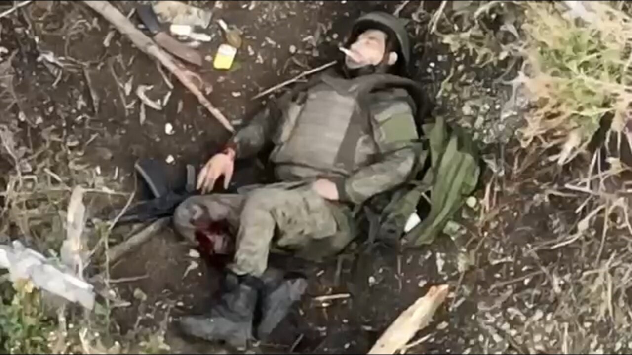 No wonder they say smoking kills. It seems this Russian occupier didn’t know that