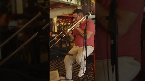 Cochichando - Pixinguinha Thesco Carvalho / Trio #samba #choro #chorinho