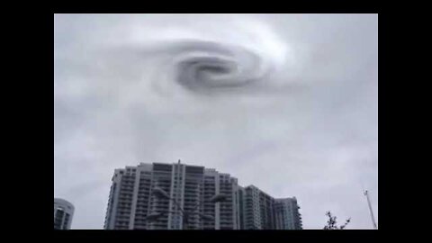 Free Stock Footage UFO Over Miami