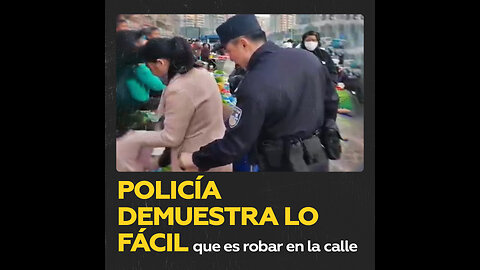 Policía hace propaganda antirrobo sustrayendo objetos de ciudadanos