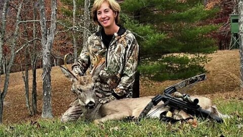 Lisa buck harvests, Craig county Virginia Fall 2022