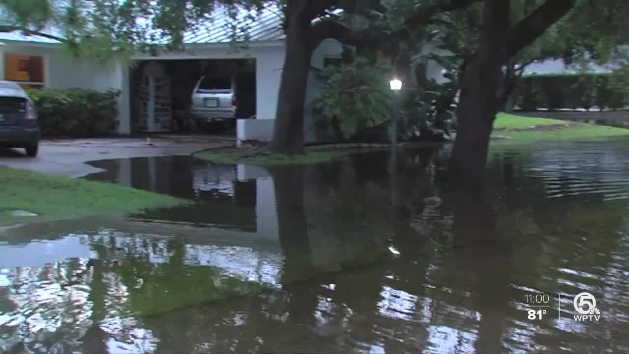 Areas of Hobe Sound flooded by heavy rains