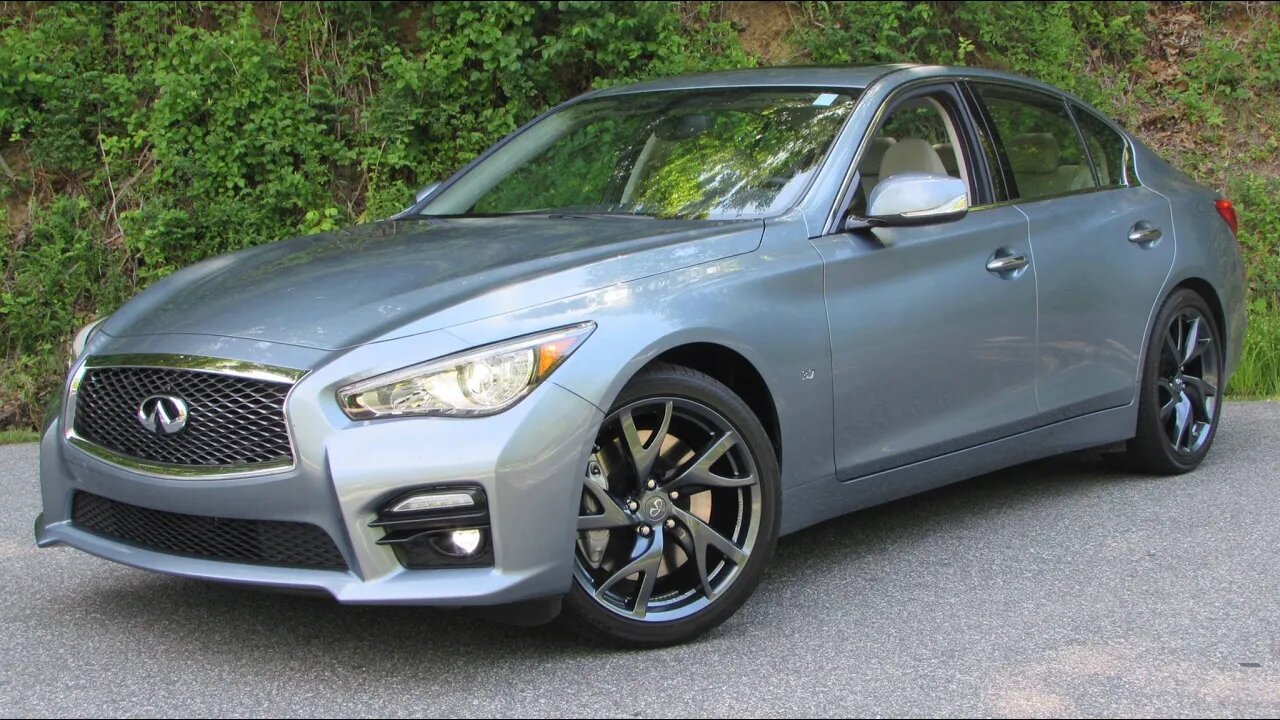 2015 Infiniti Q50S Start Up, Road Test, and In Depth Review