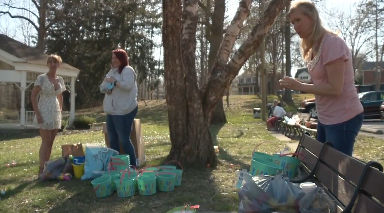 Families create 'make-up Easter Egg hunt' after event organizer failed to deliver