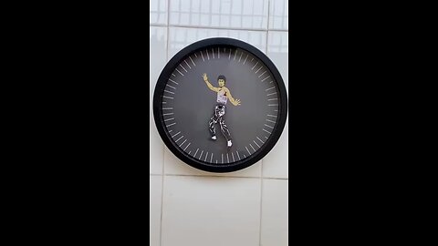 Kung Fu Wall Clock Bruce Lee Creative Round Clock, click here to enter the mall to buy!