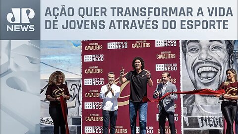 Anderson Varejão e Cleveland Cavaliers da NBA inauguram quadra em São Paulo