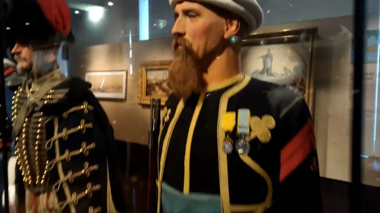 Uniformes Militaires du 19e siècle - Musée de l'Armée