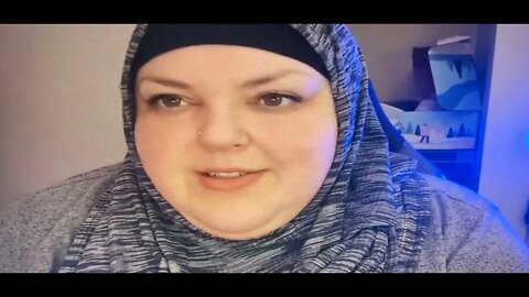 Foodie Beauty Talking About Reaction Channels, Shannon & More Let’s Watch This