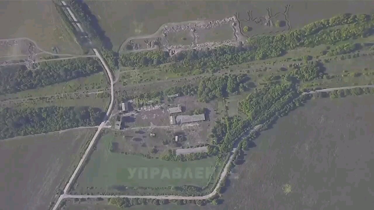 π·πΊπ₯πΊπ¦ Sumy region - defeat of the Ukrainian Armed Forces hangar in the area of the settlement