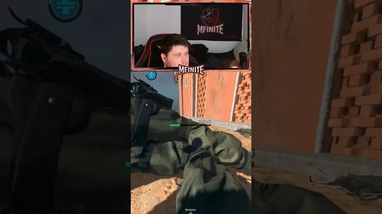 Clutching in dmz for extraction