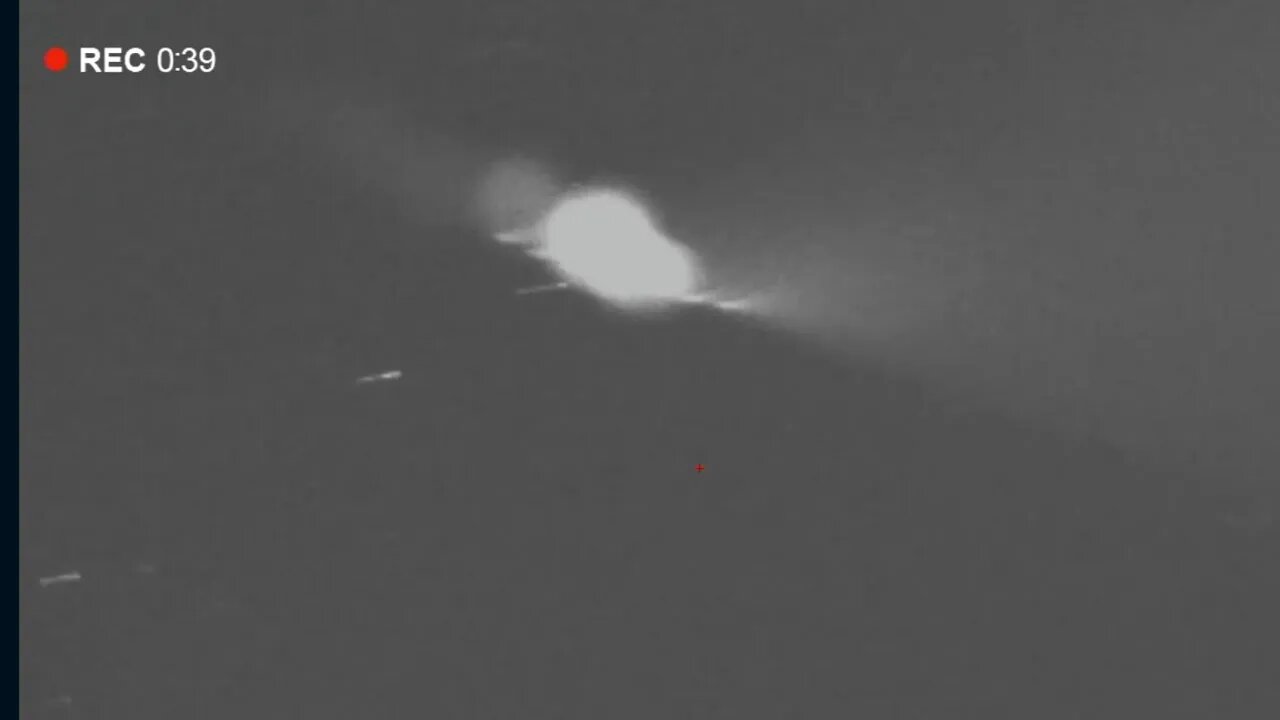 Sphere descending/Object Accidentally Captured