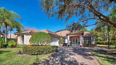 1075 SW Bromelia Terrace