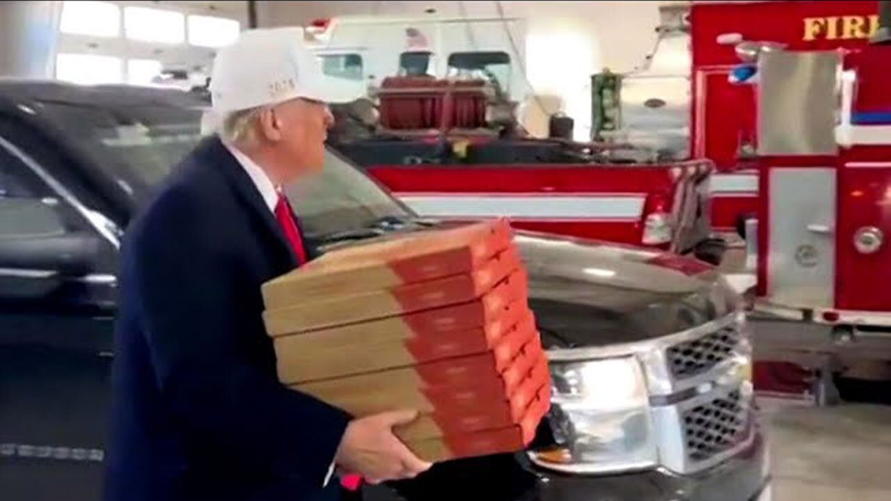 Donald Trump delivers pizza to firefighters in Iowa