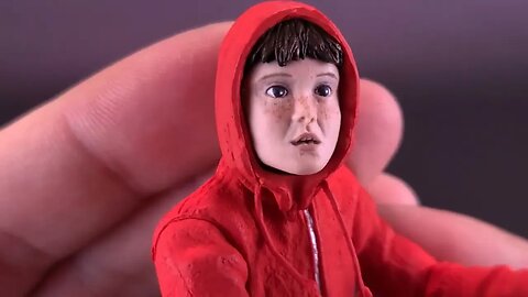 NECA E.T. the Extra-Terrestrial 40th Anniversary Elliott and E.T. on Bicycle @TheReviewSpot