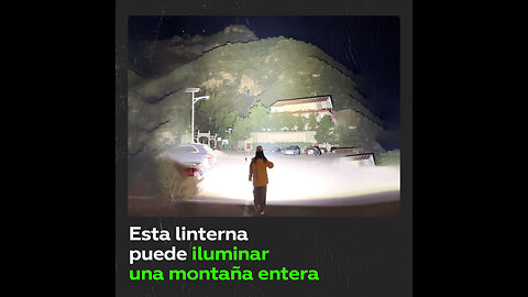 Linterna hace que una china no esté asustada al volver a casa de noche