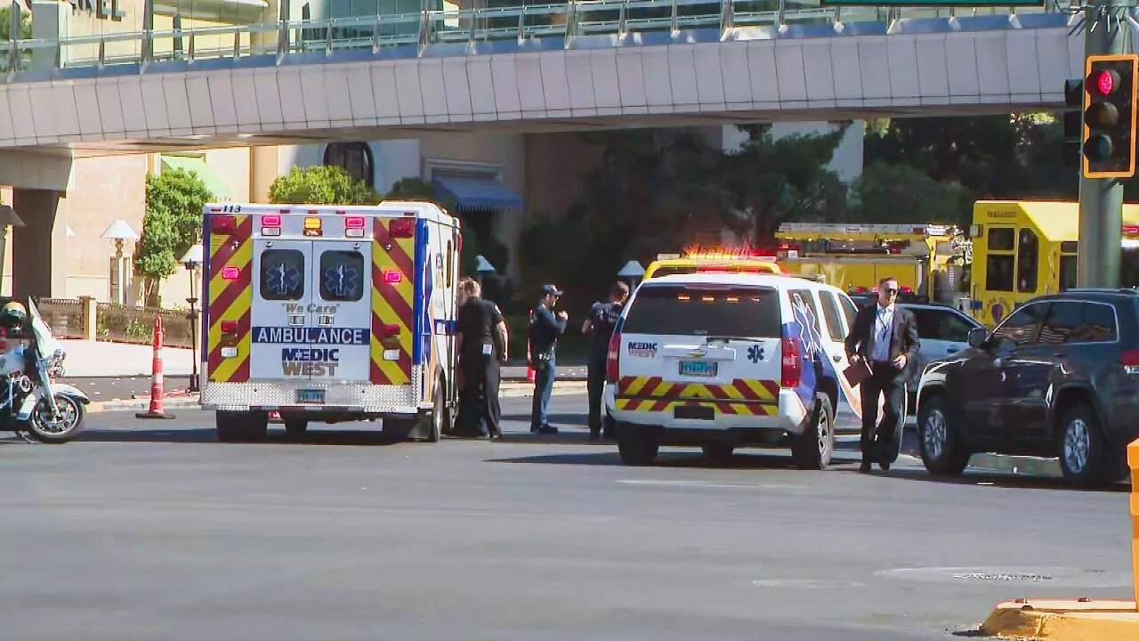 Las Vegas Mass Stabbing: BREAKING NEWS - 2 dead, 3 critical, 8 stabbed