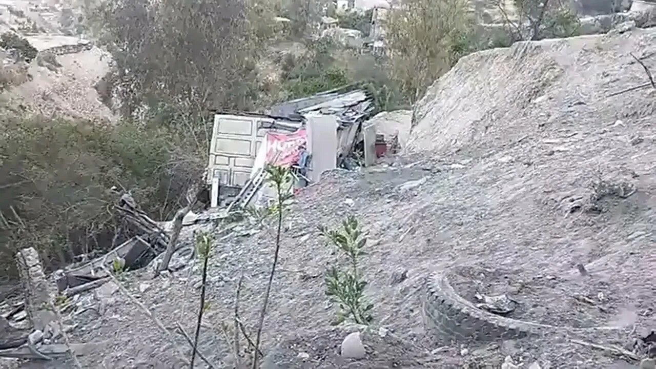 Videos Of Coke Hidden In N95/Covid Mask & Forensic Team Tijuana Investigating Murder