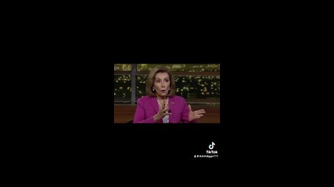 NANCY PELOSI GEEFT GRATIS HUIZEN AAN ILLIGALE IMMIGRANTEN ( ENG SUBS )