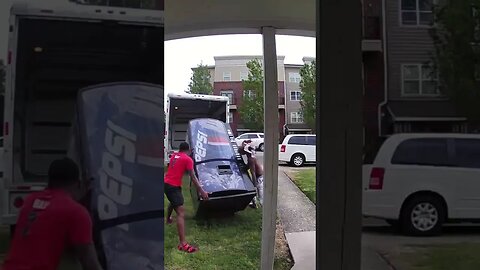 My Investment Crushed Me 🤦🏾‍♂️ I Thought I Lost My Legs Full Video Out Now ‼️‼️#viral #funny #fyp