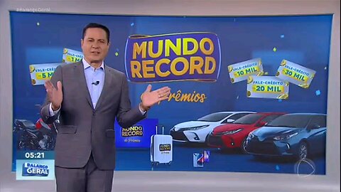 Daniela Mercúrio arremessa banqueta em show na CasaCor em Salvador