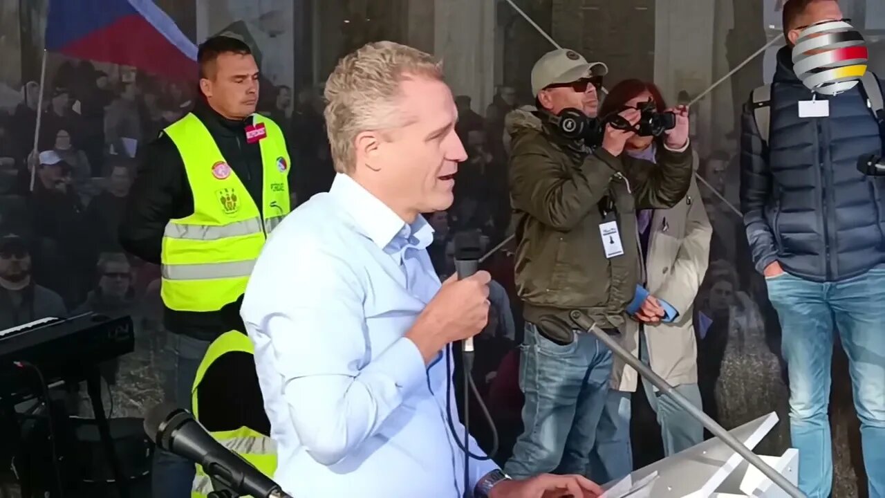 Petr Bystron AfD rockt Prag! 100 000 Menschen auf der Straße!