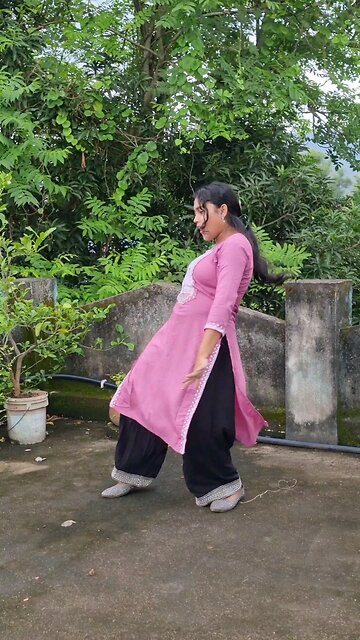 second hand jawani dance in Hindi