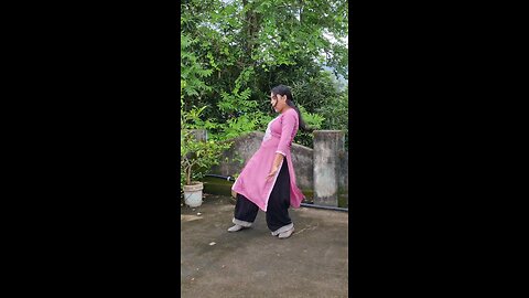 second hand jawani dance in Hindi