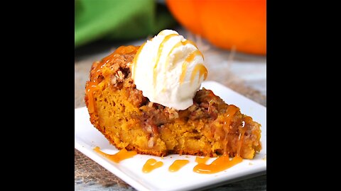 Pumpkin Crumble Cake [GMG Originals]