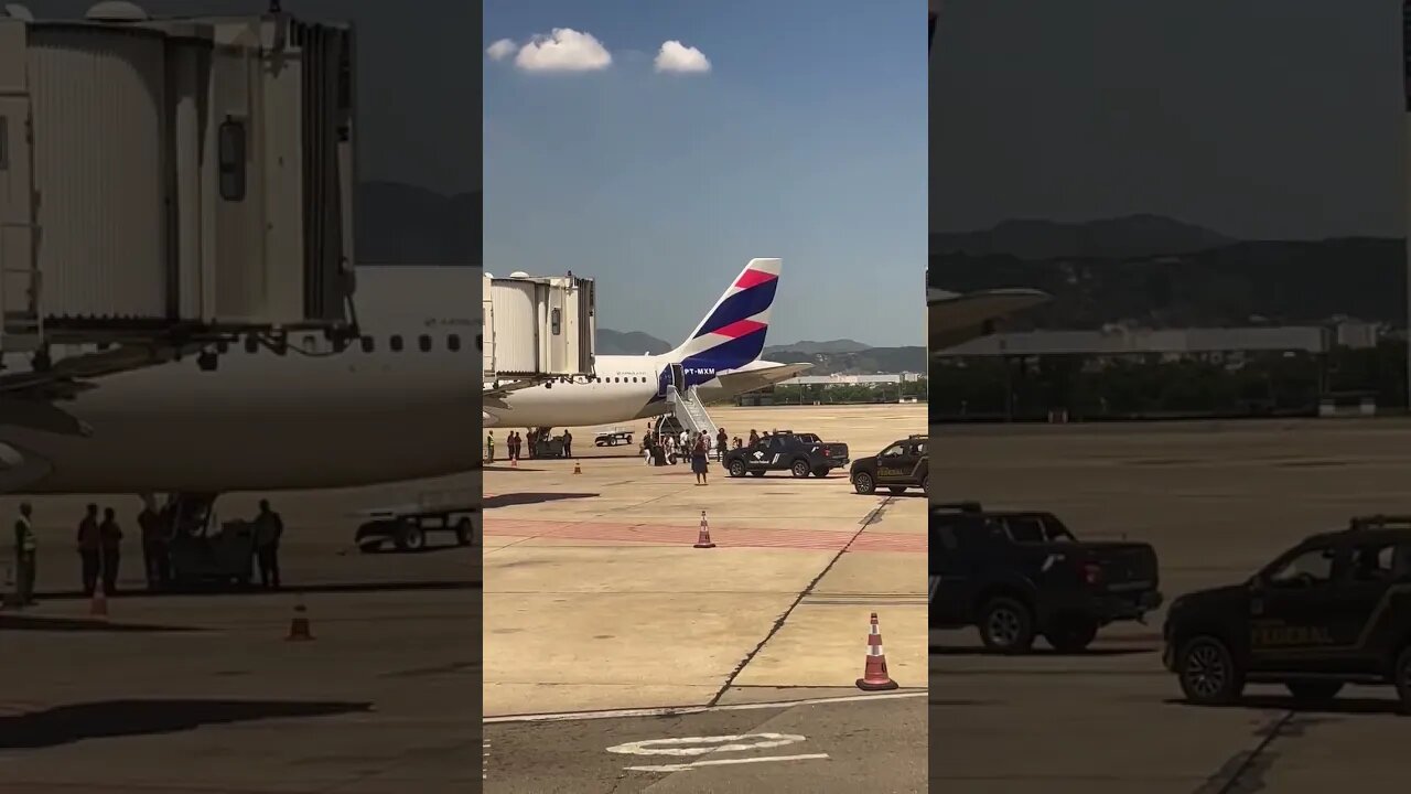 Marcelo saindo do avião no Rio - Fluminense