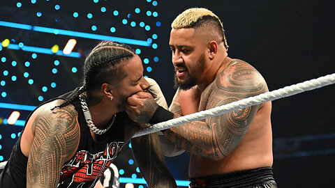 Solo Sikoa Defeats Jimmy Uso in Main Event! Bloodline Stands Tall! #shorts