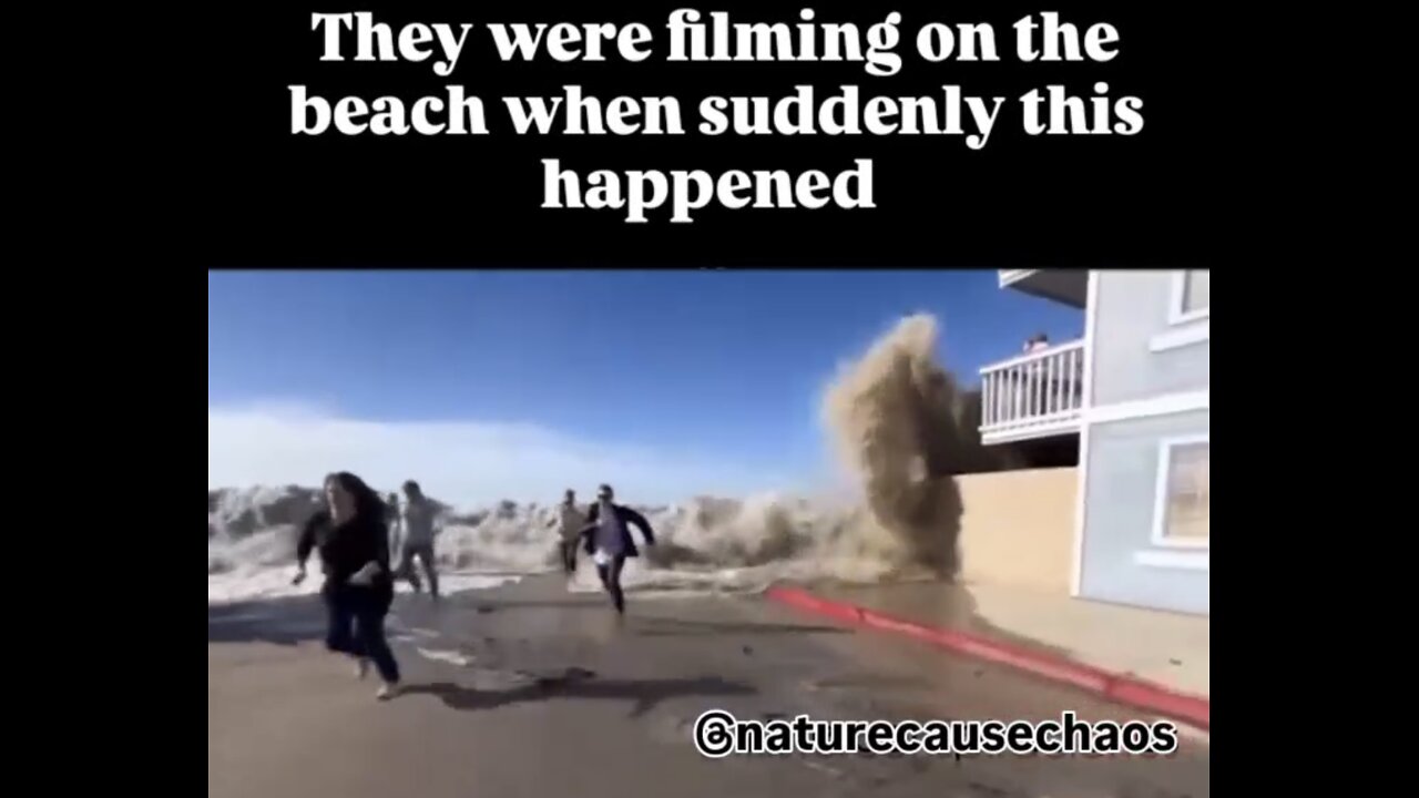 TSUNAMI WAVE ENGULF PIERPONT BEACH🏃🌊🏖️ 🚶‍♂️🚶🏻VENTURA , CALIFORNIA🏃‍♂️🏃‍♀️🌊⛱️🏨🚶‍♂️💫