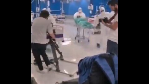 Σκηνές από δελτία ειδήσεων (backstage)